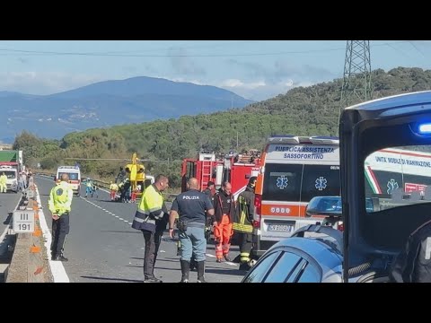 Video Tragedia a Grosseto: incidente sulla SS Aurelia coinvolge più mezzi. Il bilancio è gravissimo.