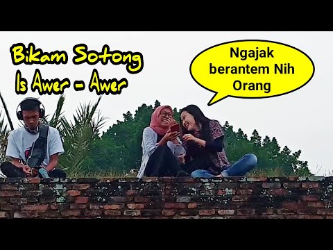 prank-nyanyi-inggris-ngaco-sampe-gak-bisa-tahan-tawa-||-prank-indonesia
