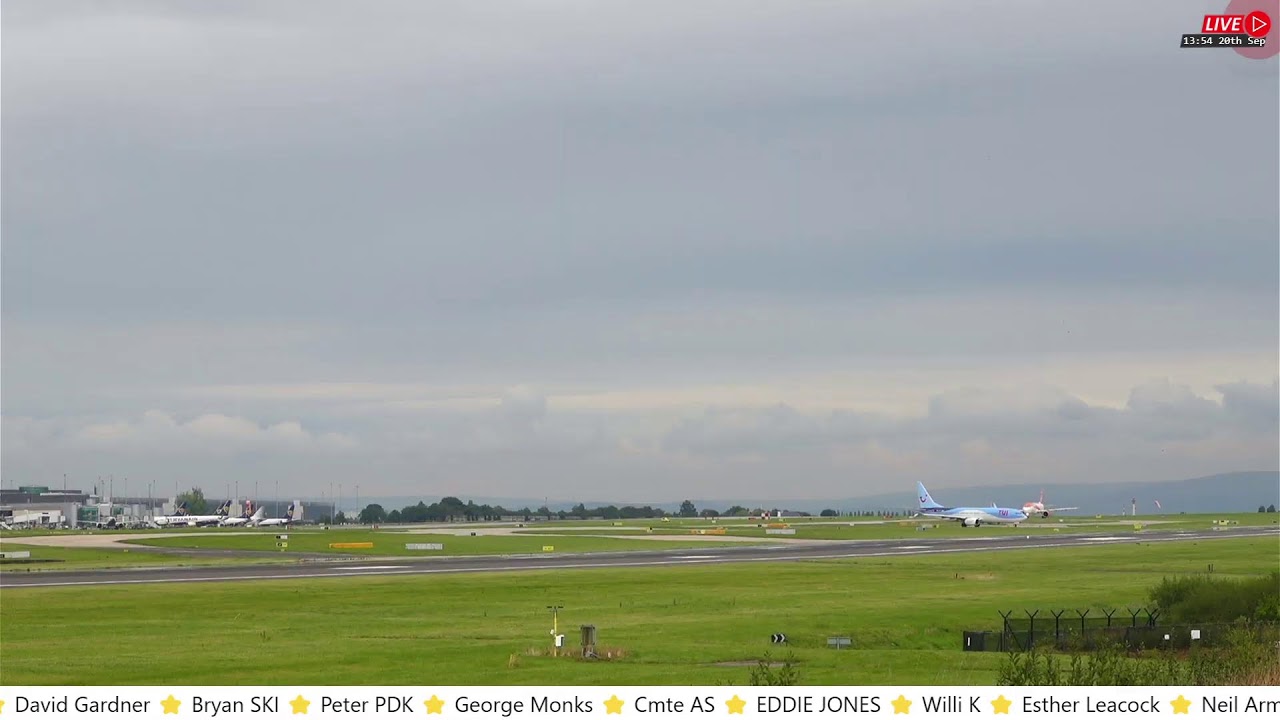 š Manchester Airport Tuesday Live Show - YouTube