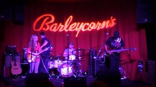 2015 0618 Nick Schnebelen Band 021