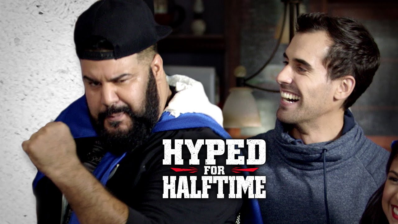 ⁣Halftime King Chuey Martínez takes over a house party – Pepsi Super Bowl XLIX Halftime Show