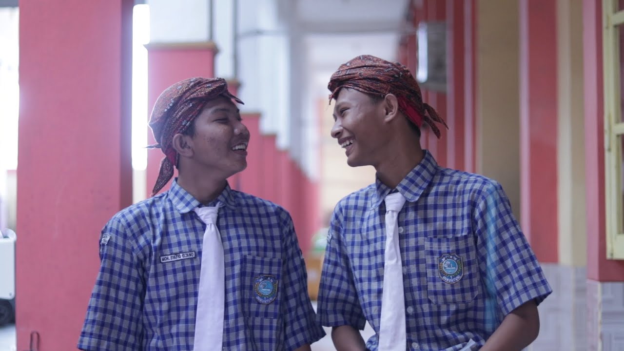 AYO RUKUN - SMK NEGERI 1 DUKUHTURI