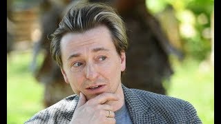 «Вот так смотришь один в один»: Сергей Безруков впервые показал свою маму-красавицу «Вот так смотришь один в один»: Сергей Безруков впервые показал свою маму-красавицу