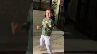 dancing queen 👸🏼 #viral #shorts #trending #dance #little baby
