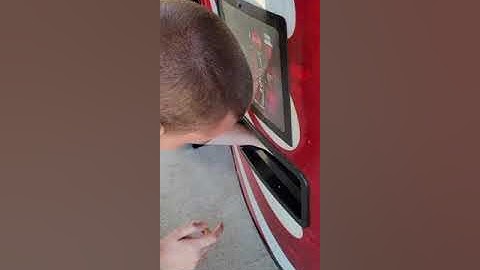 Planting Fields - Oyster Bay Arboretum - Coca Cola - Dixie Narco Vending Machine