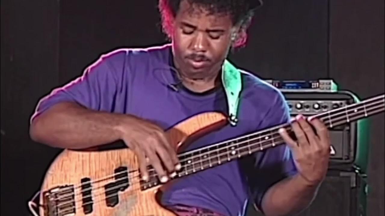 Victor Wooten Bass Tap Solo (Latin Groove) YouTube