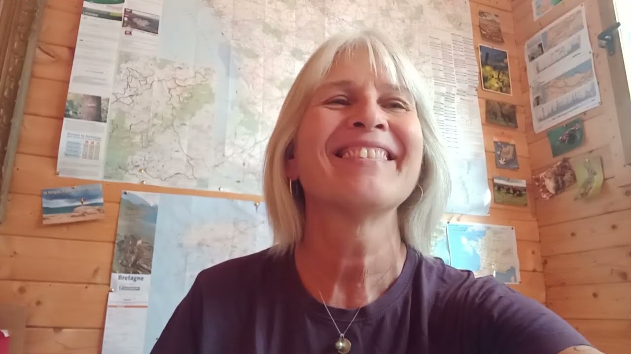 Marcher seule sur les chemins 