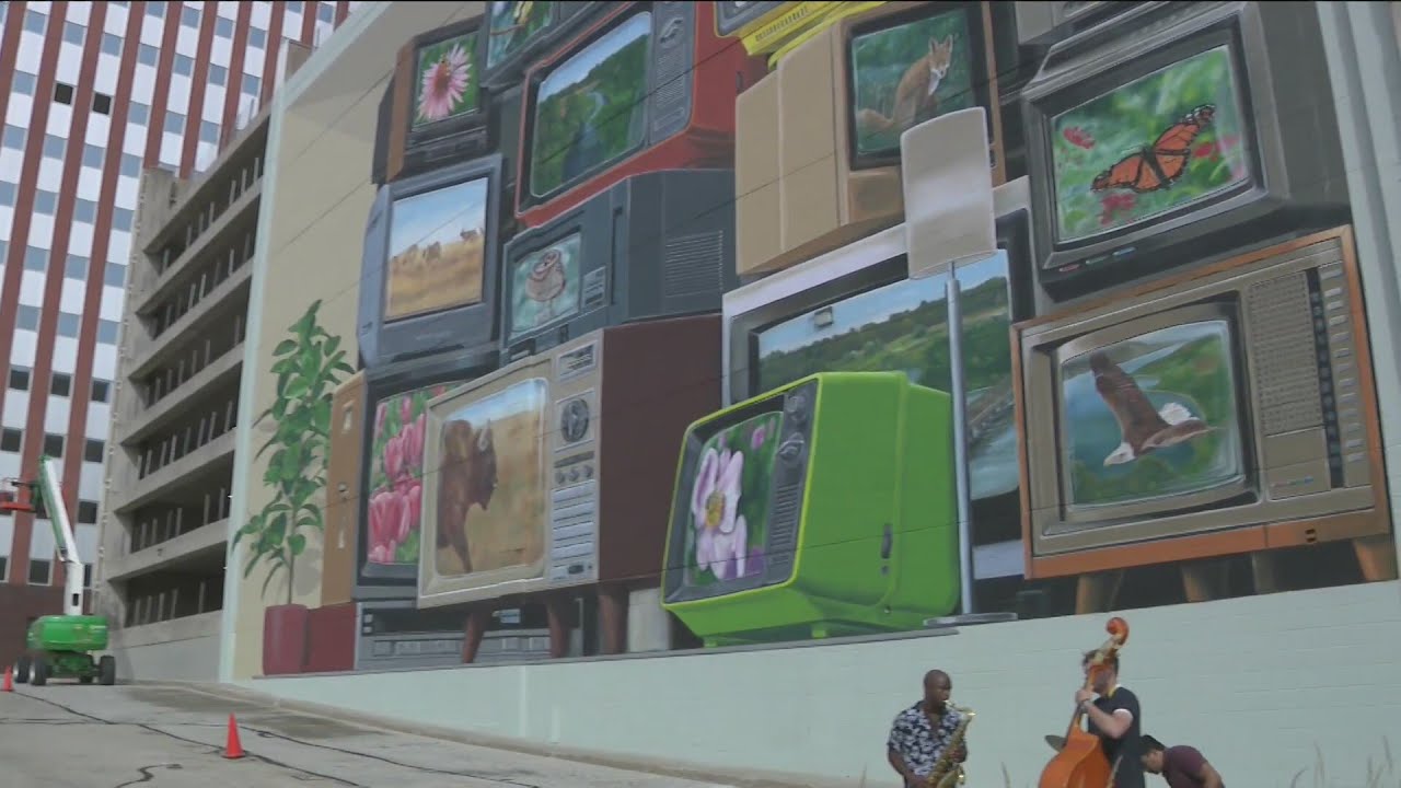 New augmented reality mural unveiled in downtown Des Moines