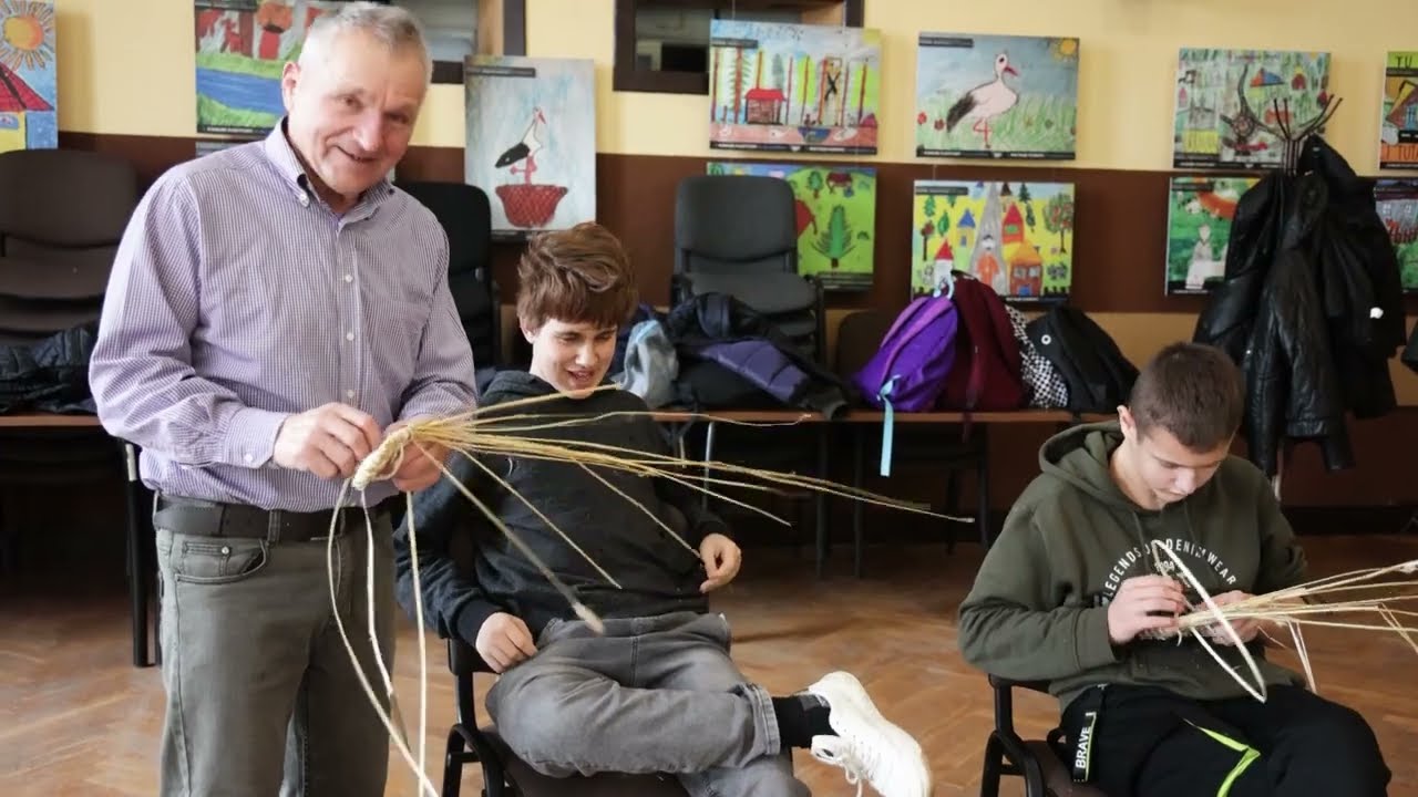 Ze słomy i wikliny - warsztaty z Mikołajem Pietruczukiem