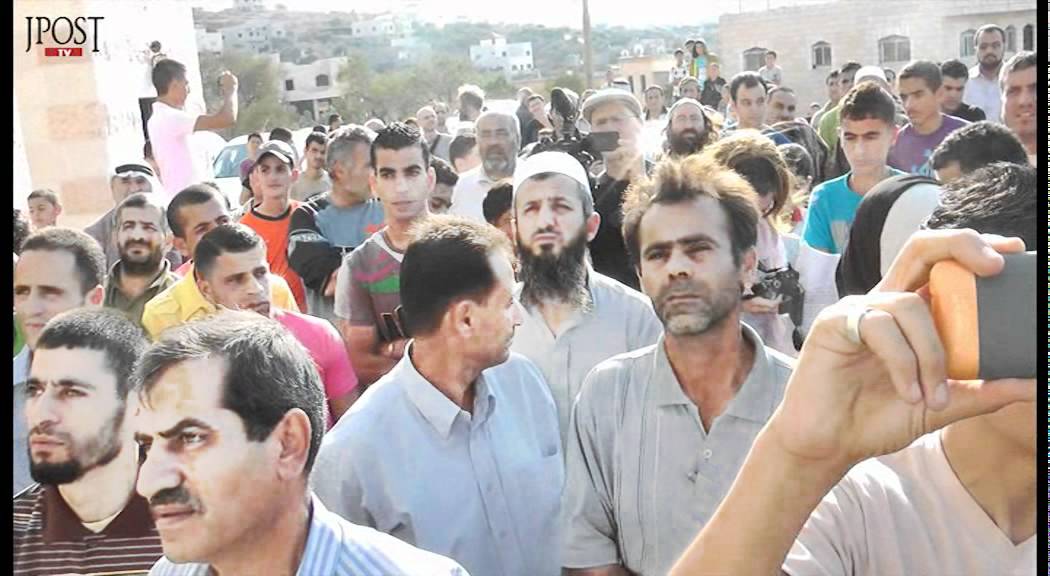 Rabbi calls to expell mosque arsonist