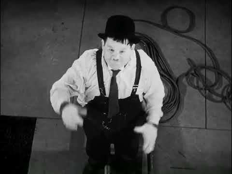 دانلود فیلم جعبه موسیقی دانلود فیلم ماجرای پیانو    1932 دانلود فیلم کلاسیک با دوبله