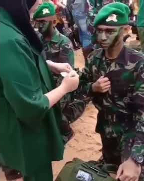 100per pasangan TNI bikin baper