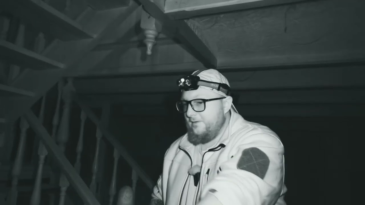 HAUNTED FOREST MANO