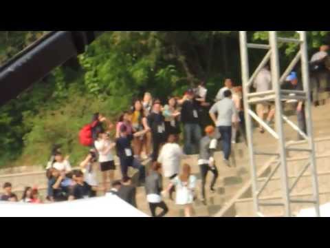 130525 EXO leaving Kyungbok High School