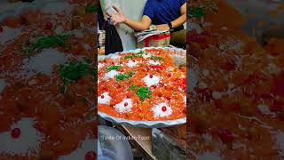 Very Tasty Giant Halwa Paratha || Kolkata Street Food   #shorts #halwaparatha