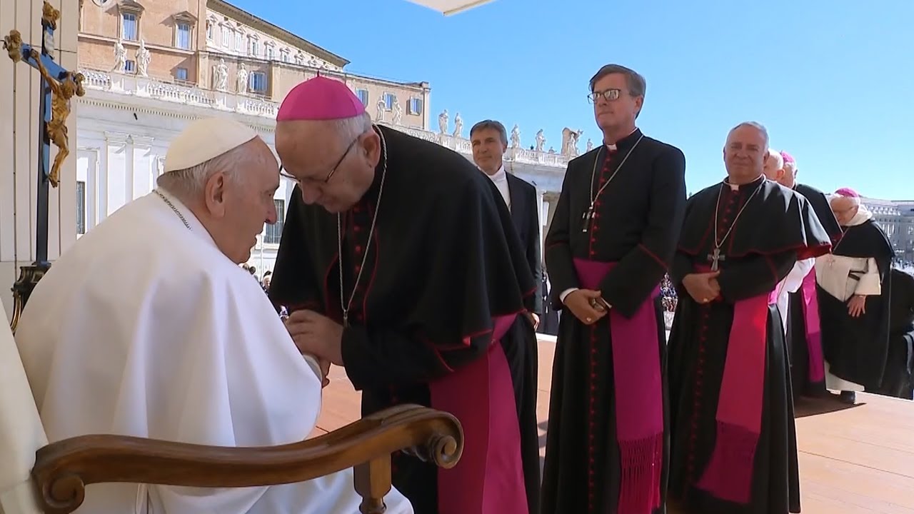 Pregled dana - Vojni ordinarij Jure Bogdan na općoj audijenciji pape Franje u Vatikanu