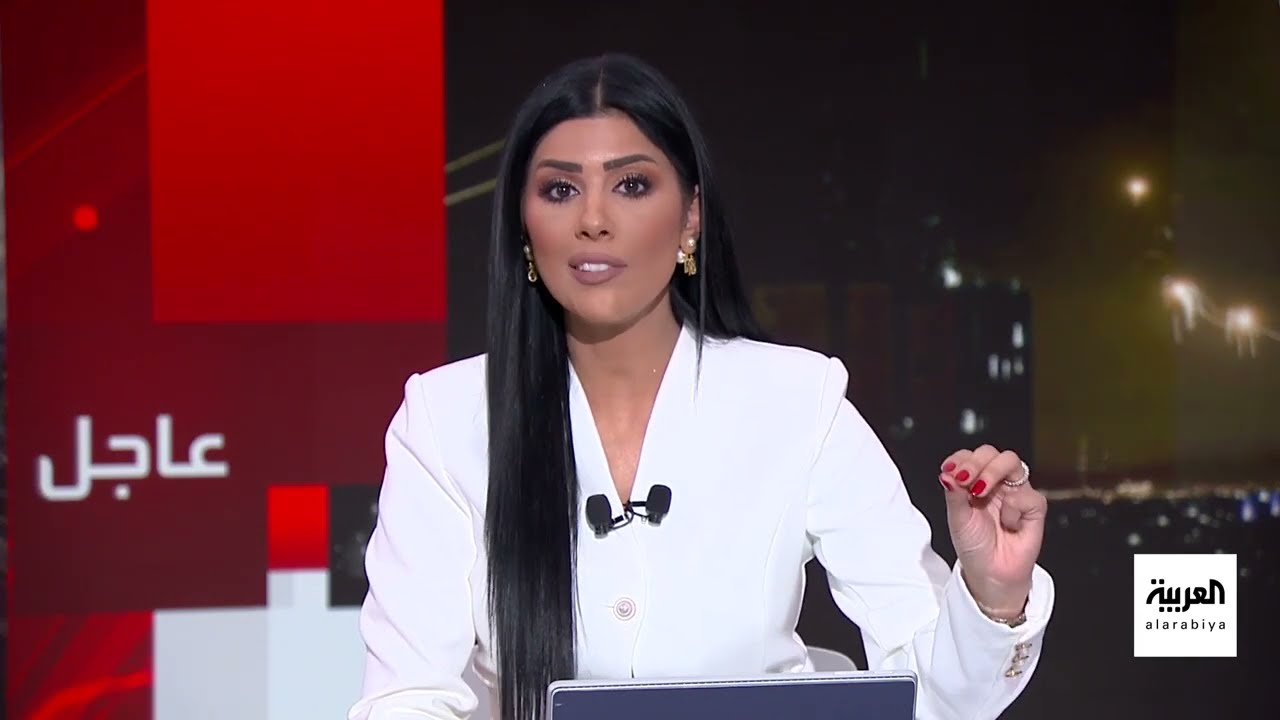 قصف مبنى التلفزيون الإيراني وهروب مذيعة أثناء البث