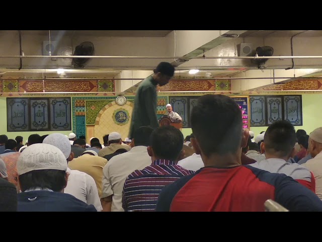Kutbah jumat ustad H.Aang Kunaefi di masjid asy - syaakirin tamrin city class=