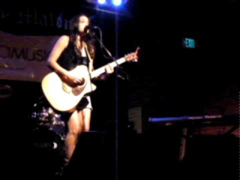 Chelsea Williams, performing 'Eight Days' live at Molly Malones, LA, CA., Jan. 13, 2010