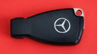 Mercedes-Benz Vito 2006r Wymiana baterii CR2025 w kluczyku Key Battery replacement Pilot change Batt