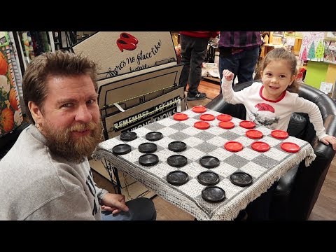 Video: How To Play Checkers With A Child