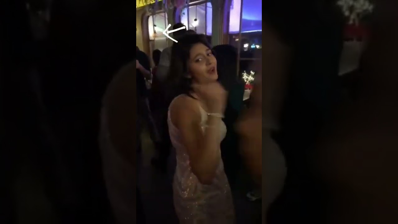 Anjali Arora And Munawar's Bubby Dancing ,