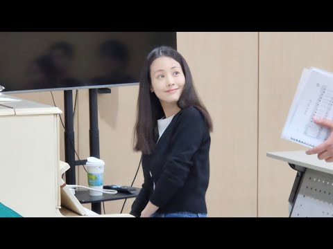 성가대 반주하다 지휘자님과 즉흥연주 해보기 [ 첫사랑 - 김효근 시/곡 ] 바리톤 최경기, 피아노 손여은 thumbnail