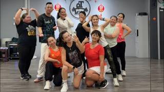 Hooray! Hooray! It's a Holi-Holiday - Ziggy in tha House | Zumba®️ | Z Factors