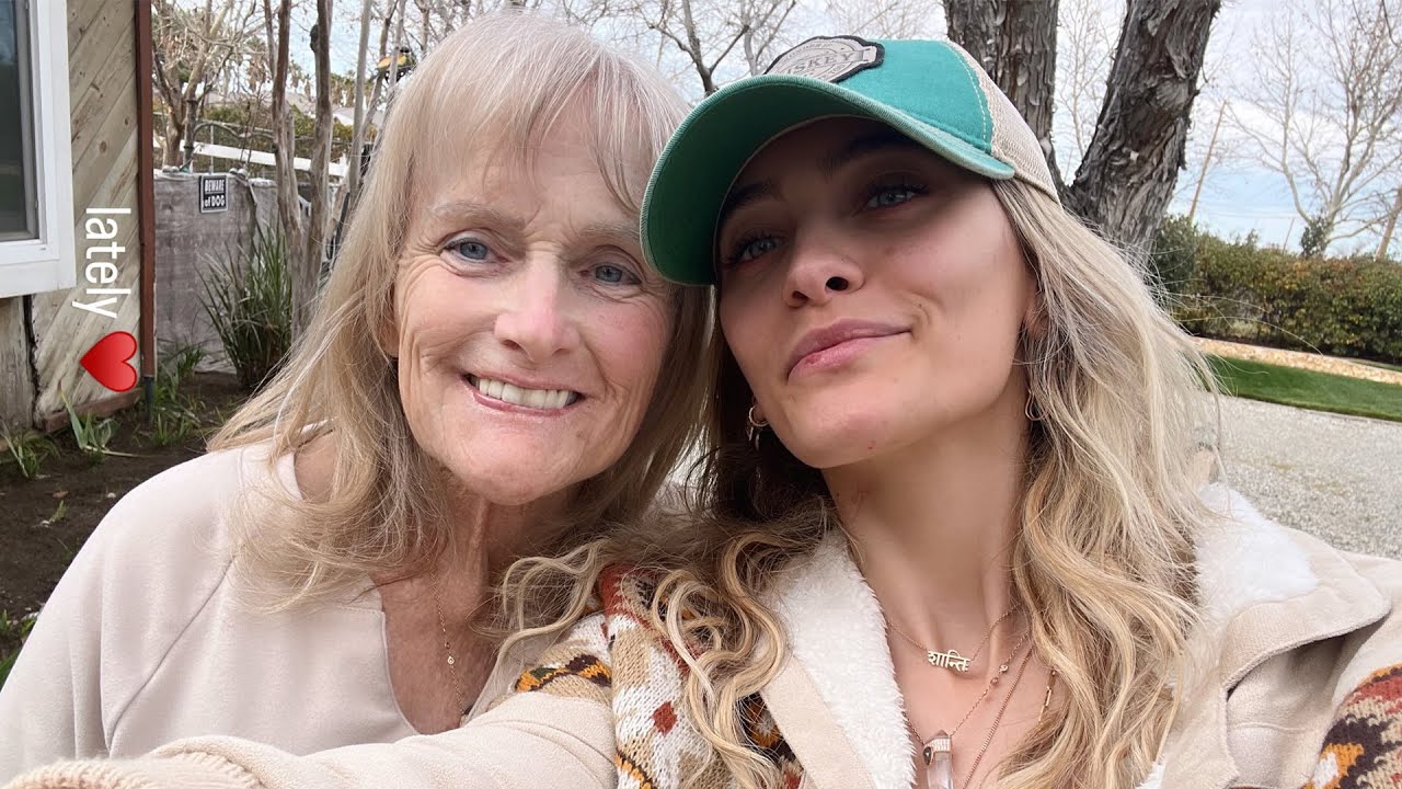 Paris Jackson REUNITES With Mom Debbie Rowe in Rare Sighting