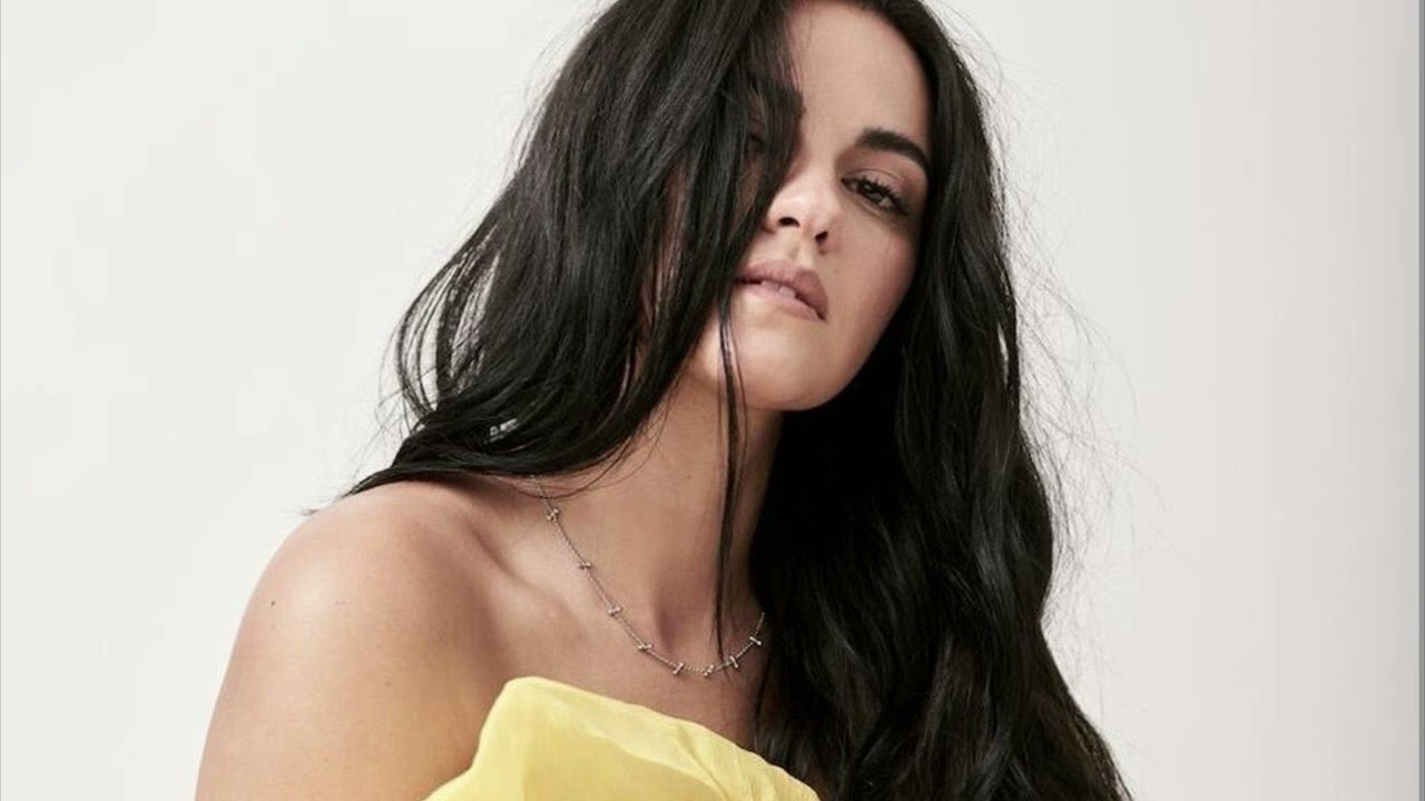 Maite Perroni - Está Soledad (Nueva Versión 2025)