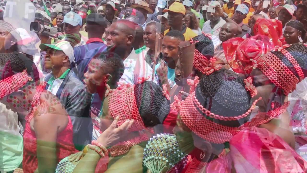 Ize Iyamu Stormed New Benin Market With Style Edo People Will Smile ize-iyamu-stormed-new-benin-market-with-style-edo-people-will-smile