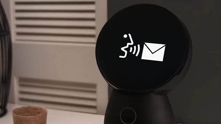 Take Pictures and Messages with Jibo the First Family Robot