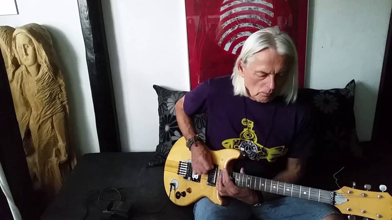 Peace Fields in Austerlitz/Slavkov: Maximum guitars energy for Rio