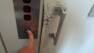 Another Amazing Old 1934 OTIS (Mb KONE M 1986) Tr. Elevator@Hämeentie 35C, Sörnäinen, Helsinki, FIN