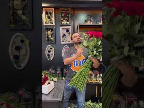 آموزش دسته گل ۲۰۰ شاخه ای با رزهای ۱ متری 