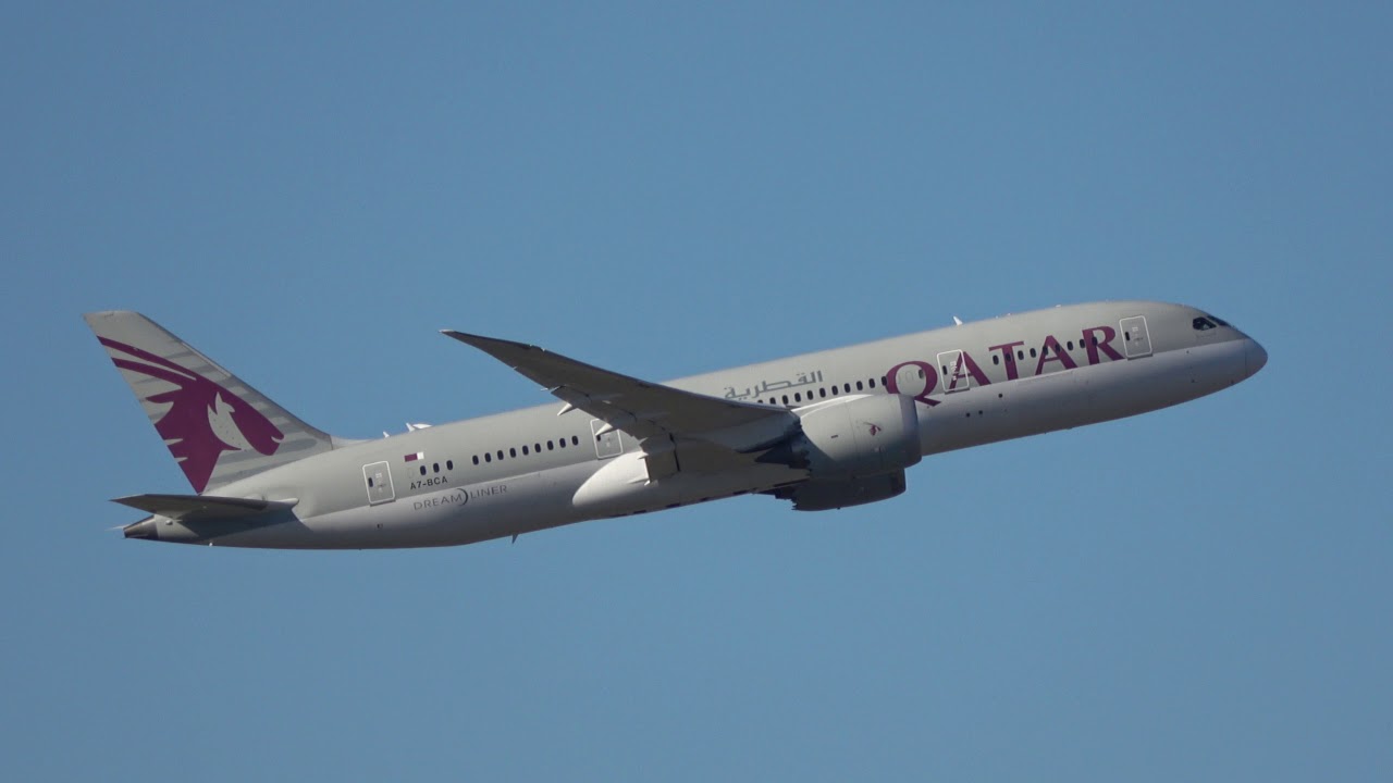 Noon traffic at Athens International Airport in 4K 31/12/2017 (LGAV/ATH)