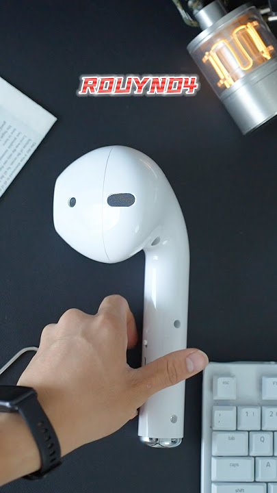 Have you ever seen headphones bigger than a palm? #Digitaltechproducts #Noveltytoys #Appleheadphones