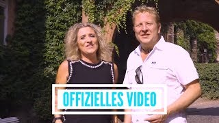 Daniela Alfinito &amp; Stefan Peters - Lass uns wieder einmal  tanzen geh&#39;n (Offizielles Video)