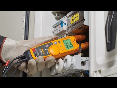 How To Use A Fluke Voltage Meter