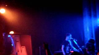 Download Lagu 15 peices of flare - The Amity Affliction MP3 Download Lagu 15 peices of flare - The Amity Affliction MP3
