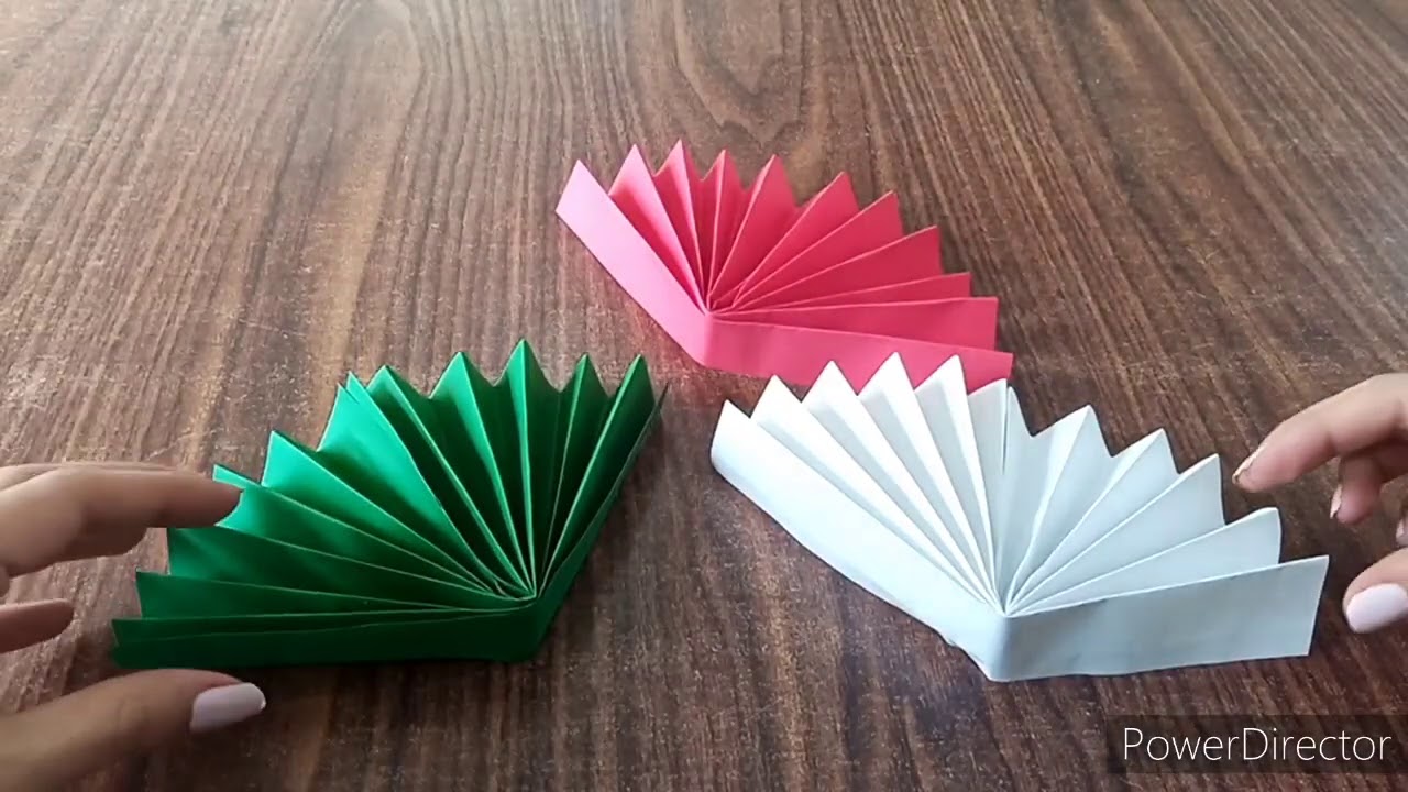 Como hacer un ABANICO de papel / how to make a paper hand fans / Muy  Lindo😍 