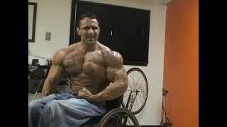 Jason Greer Flexing 2