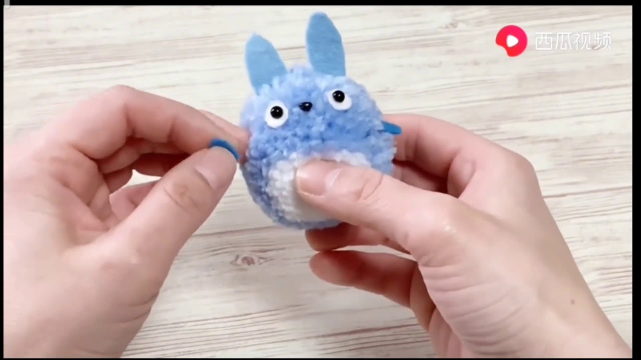 My Neighbor Totoro Pompom Tutorial