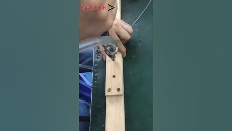 Máy vặn vít khí nén cấp vít tự động cho nhà máy sản xuất gỗ | Vector Vina