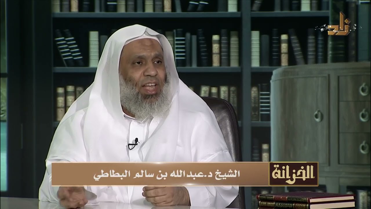 أسئلة المشاهدين - حبذا لو يشير الشيخ في برنامج الخزانة إلى كتاب شامل جامع في موضوع بر الوالدين