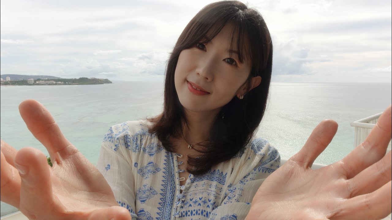 ASMR Мечтательные движения рук во сне 🤲🏻 + Покалывание в теле при чтении Библии крупным планом 🦻🏻...