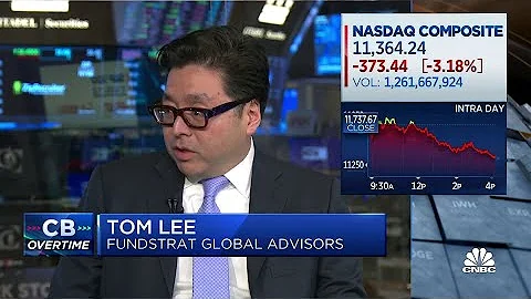 Fundstrat's Tom Lee says markets are in a technical decline