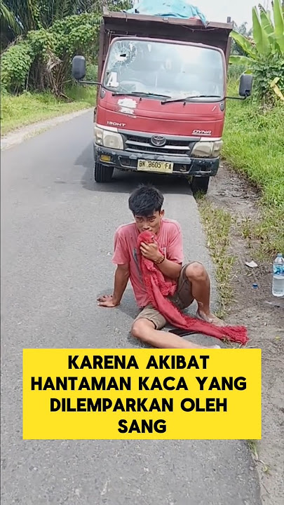 momen sedih ketika kaca mobil driver truck di lempar preman ‼️#sedih #driver #truck #nangis