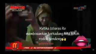 Status wa - ketika waras itu membosankan