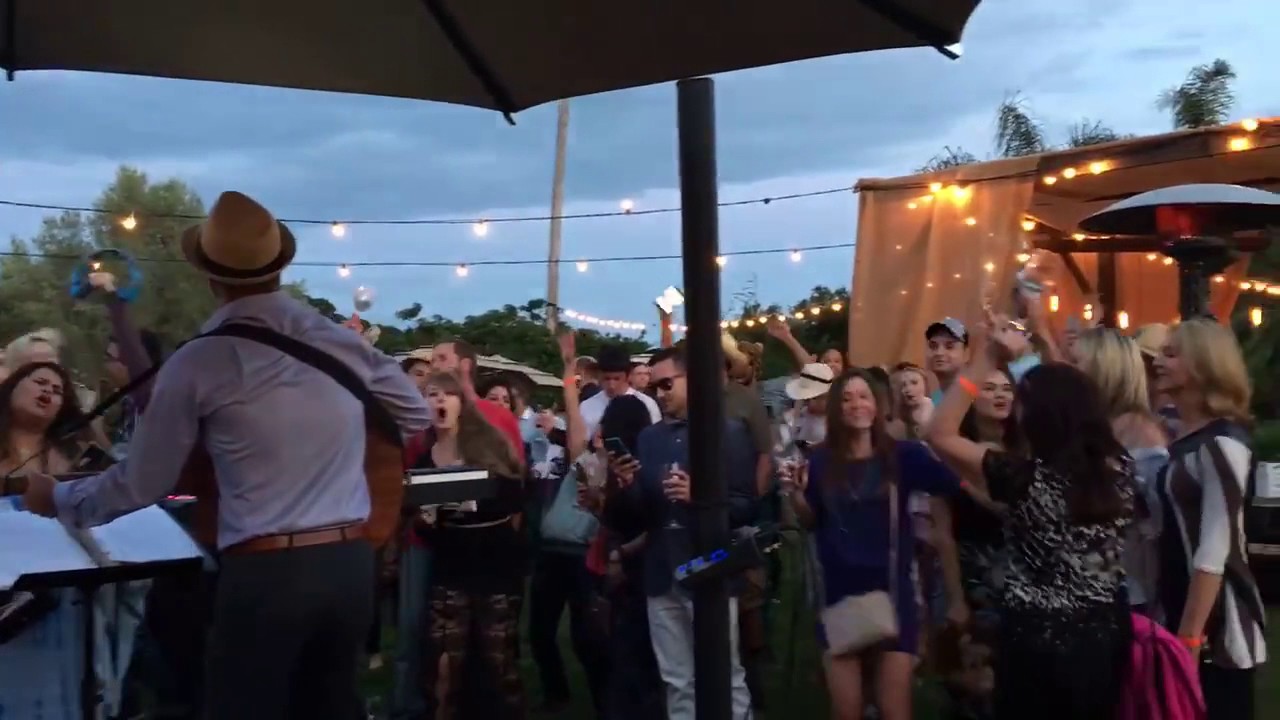 Ryan Brolliar leading American Pie @ Santa Barbara Zoo!!